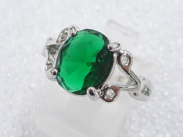 JAPANESE KIMONO / ANTIQUE COLORED STONE RING (SIZE 15.5)